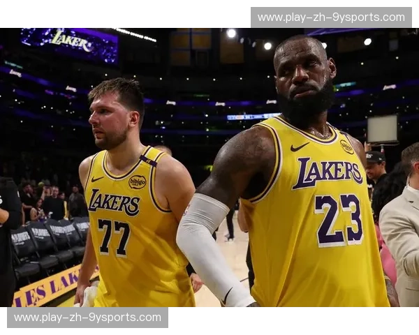 紫金王朝的意志与热火铁血的碰撞:深度重温湖人vs热火G4全场回放国语经典